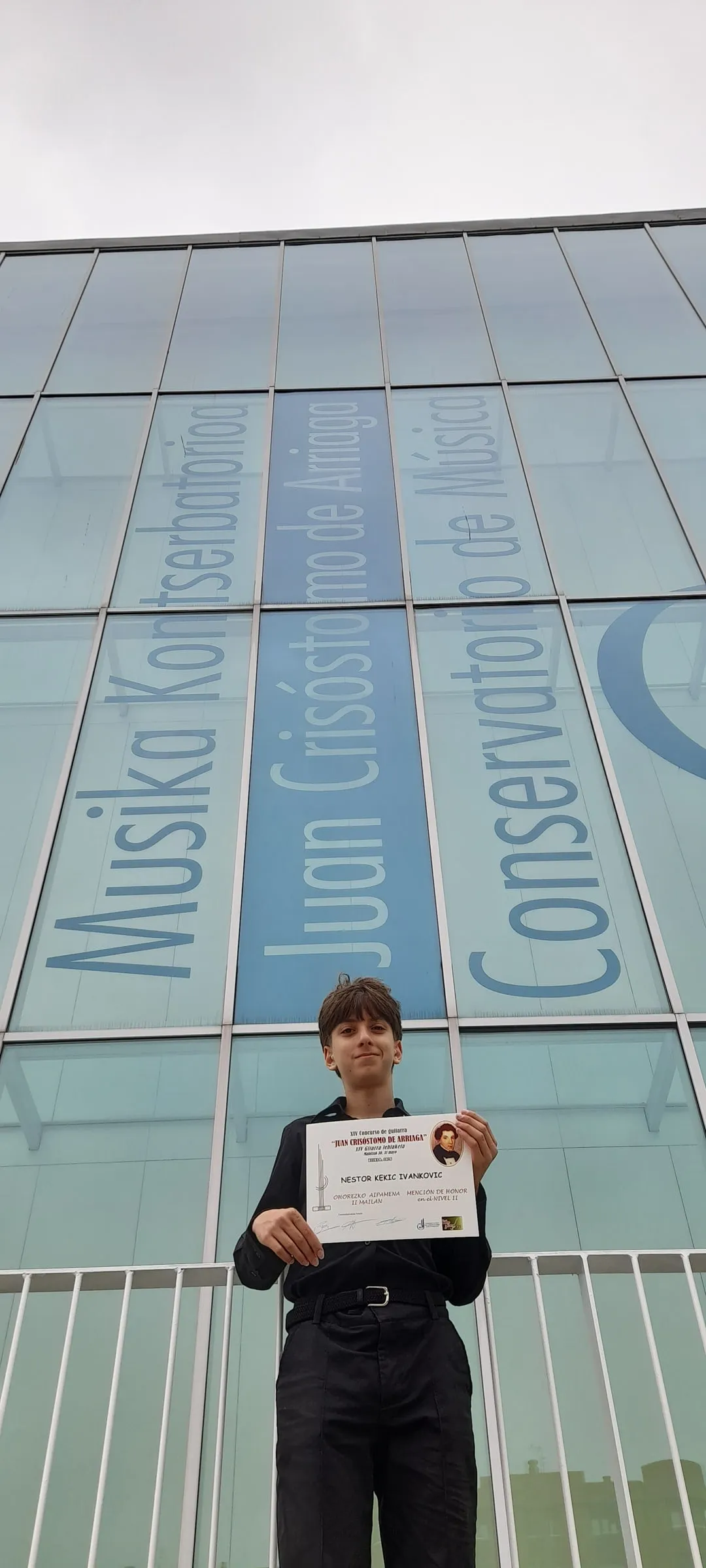 Nestor outside the Conservatorio Juan Crisóstomo de Arriaga in Bilbao.